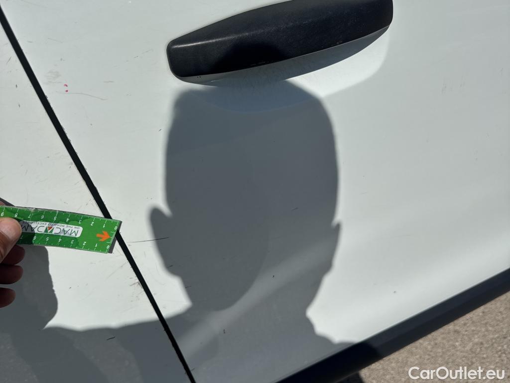  Dacia  Dokker DACIA  / 2013 / 4P / furgón derivado de turismo Van Essential 1.6 75kW (100CV) GLP #32