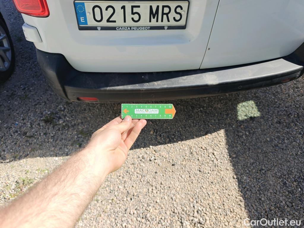  Peugeot  Expert PEUGEOT  / 2016 / 4P / furgón Furgón BlueHDi 100 S&S 6v Long #22