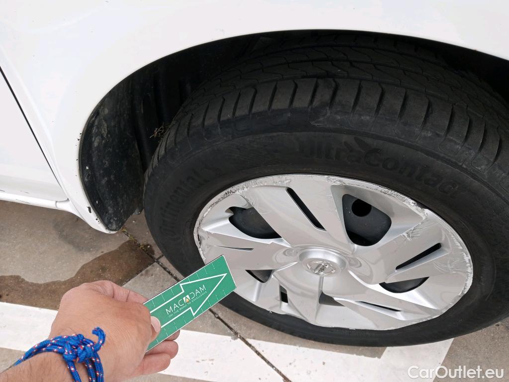  Nissan  NV200 NISSAN e- / 2009 / 5P / combi Combi 5 40 kWh PROFESIONAL #30