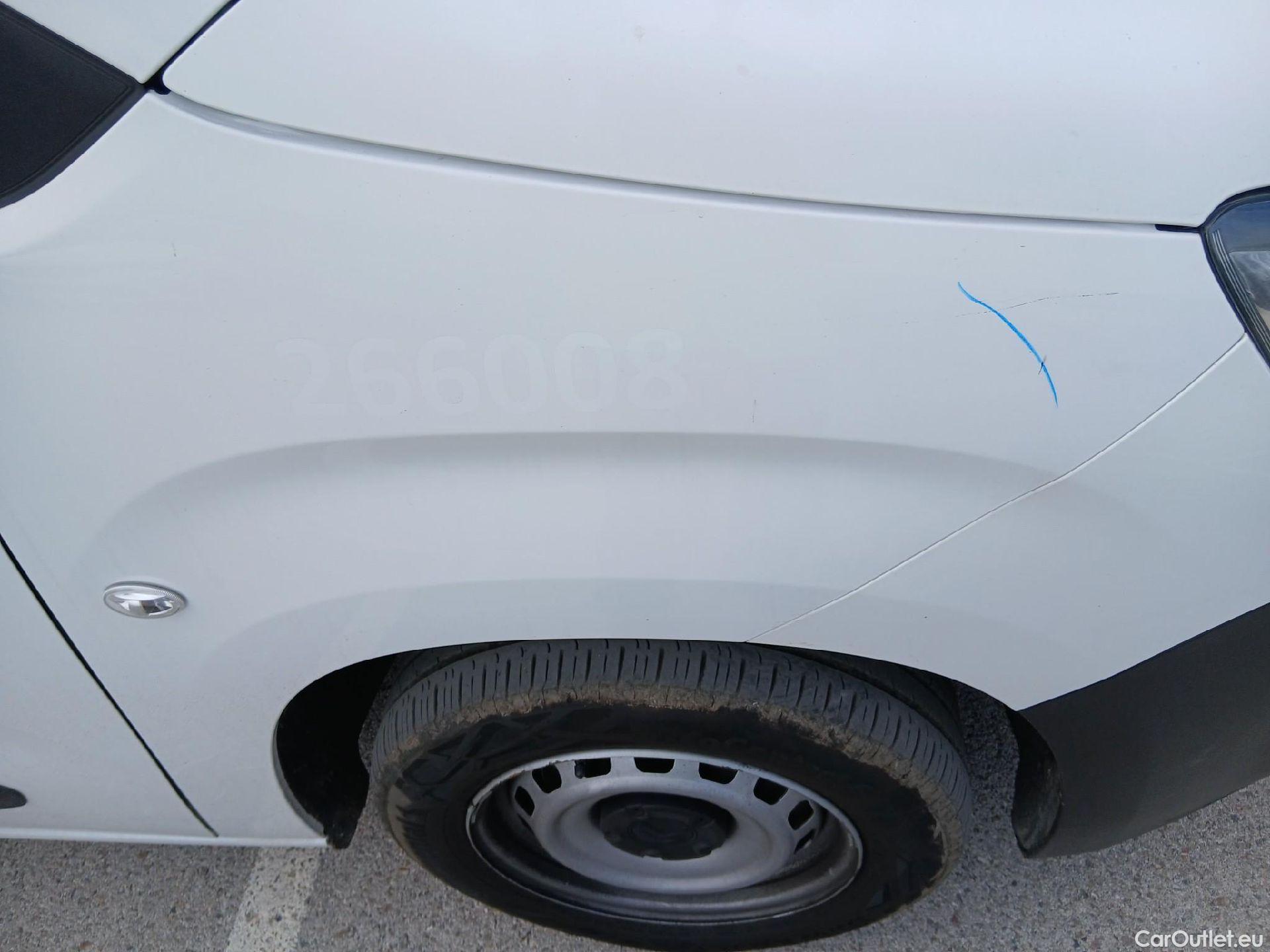  Citroen  Berlingo CITROEN  / 2018 / 4P / furgón derivado de turismo Talla M BlueHDi 100 CLUB #30