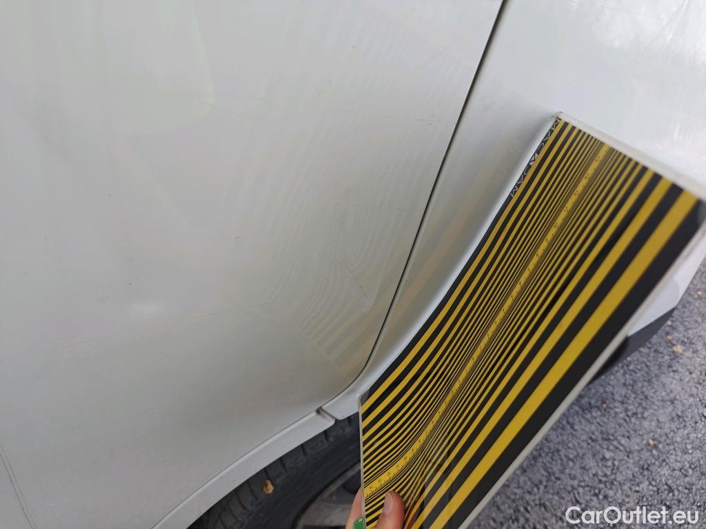  Nissan  NV400 NISSAN  / 2011 / 4P / furgón L2H2 3,5T 2.3dCi 99kW FWD Comfort #ISOTERMO# #33