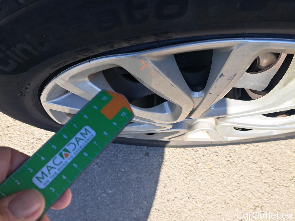  Citroen  Berlingo  Combi Live Pack XL 1.5 BlueHDi 100CV MT6 E6d #38