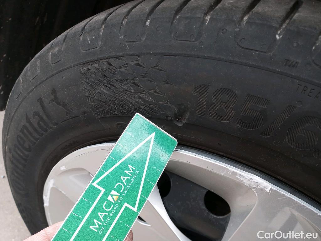  Nissan  NV200 NISSAN e- / 2009 / 5P / combi Combi 5 40 kWh PROFESIONAL #19