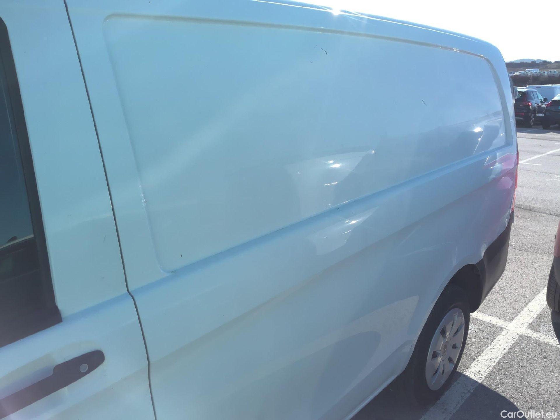  Mercedes  Vito  Furgón 109/110/111/114 CDI FWD Larga (447.603) 1.7 135CV MT6 E6dT #23