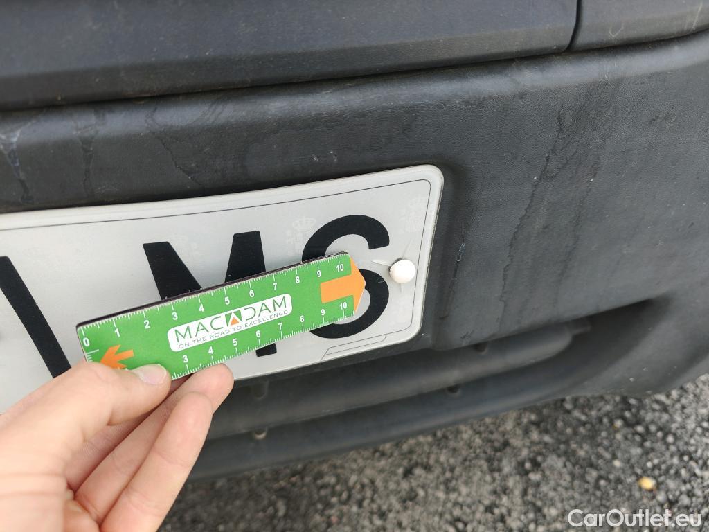  Nissan  NV400 NISSAN  / 2011 / 4P / furgón L2H2 3,5T 2.3dCi 99kW FWD Comfort #ISOTERMO# #76