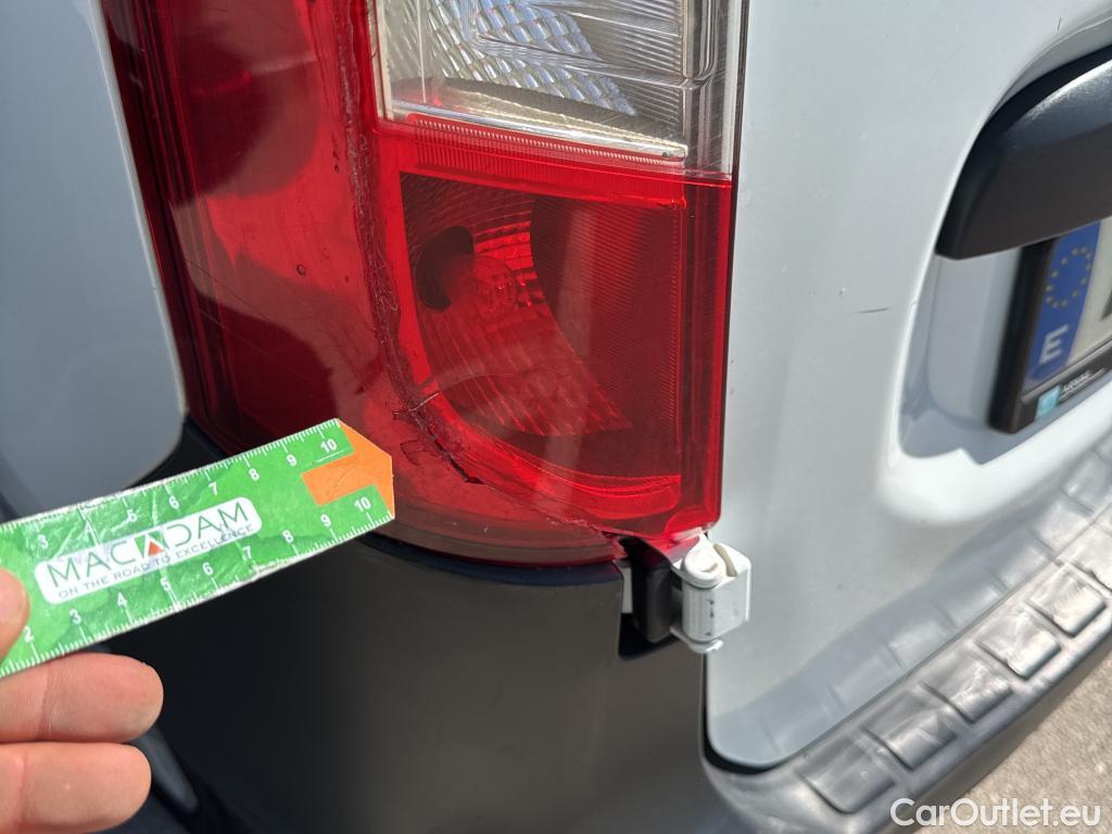  Dacia  Dokker DACIA  / 2013 / 4P / furgón derivado de turismo Van Essential 1.6 75kW (100CV) GLP #27