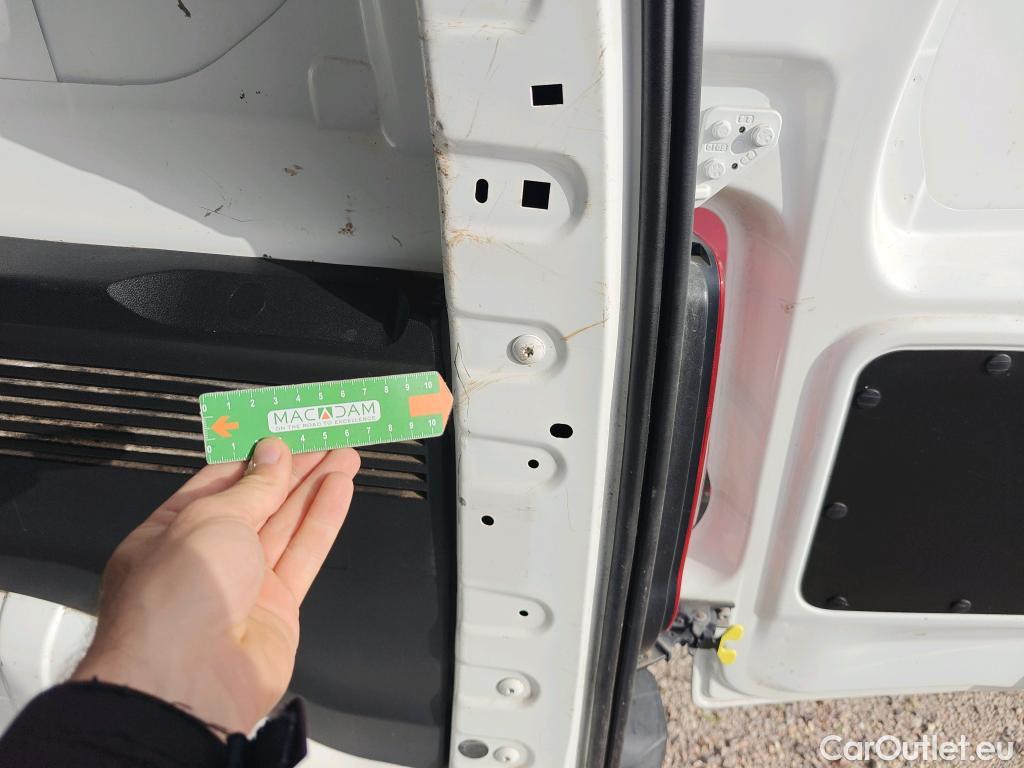  Opel  Combo OPEL  / 2018 / 3P / furgón derivado de turismo 1.5 TD 75kW (100CV) Express L H1 650kg (AC) #12