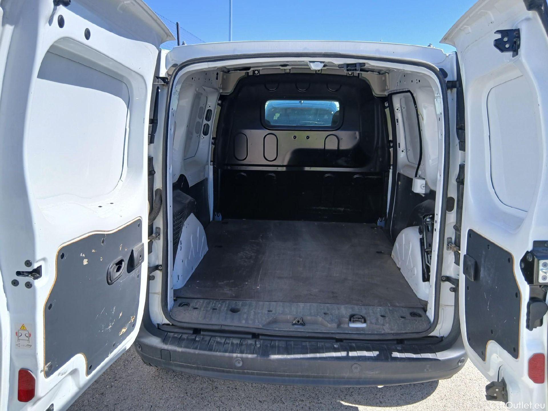  Renault  Kangoo RENAULT  Furgón/2013/3P/furgón derivado de turismo Profesional dCi 55 kW (75 CV) #24