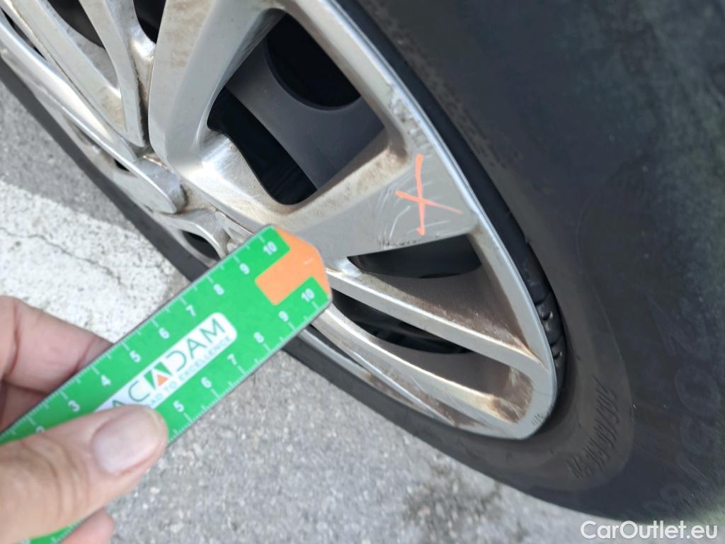  Citroen  Berlingo  Combi Live Pack XL 1.5 BlueHDi 100CV MT6 E6d #40