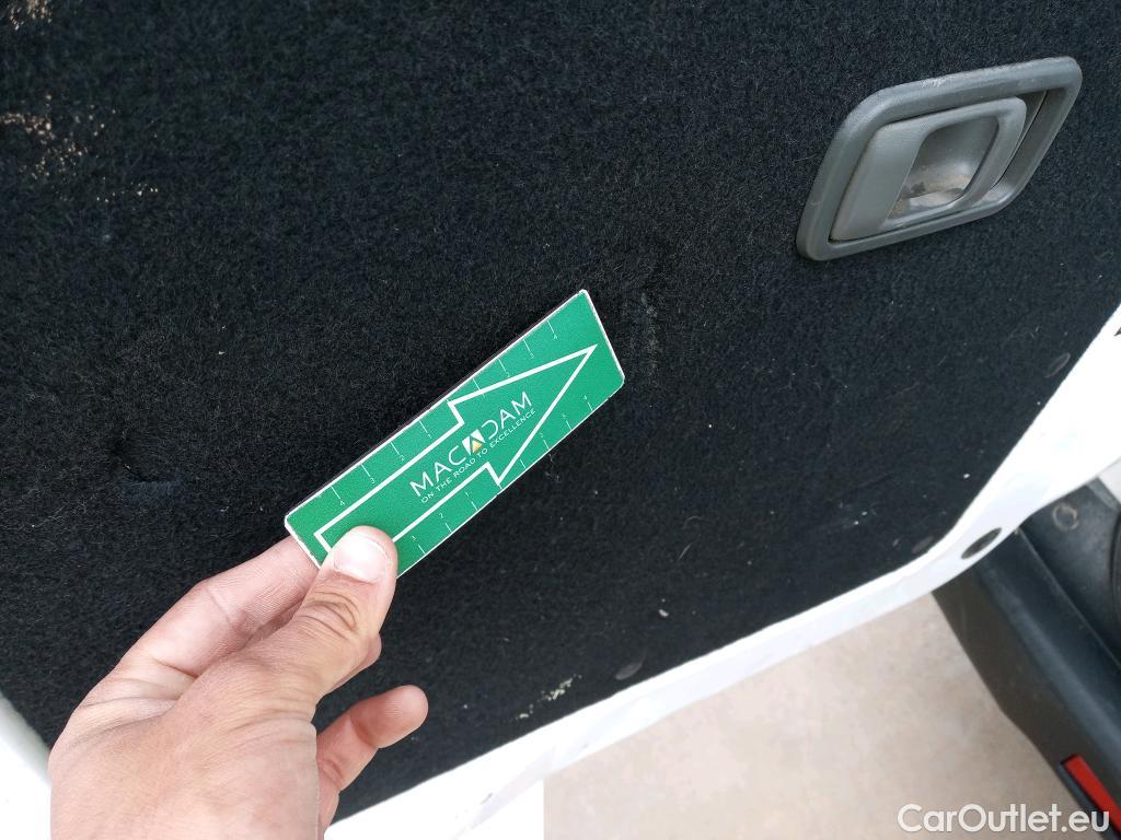  Nissan  NV200 NISSAN e- / 2009 / 5P / combi Combi 5 40 kWh PROFESIONAL #25