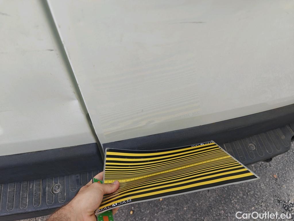  Nissan  NV400 NISSAN  / 2011 / 4P / furgón L2H2 3,5T 2.3dCi 99kW FWD Comfort #ISOTERMO# #15