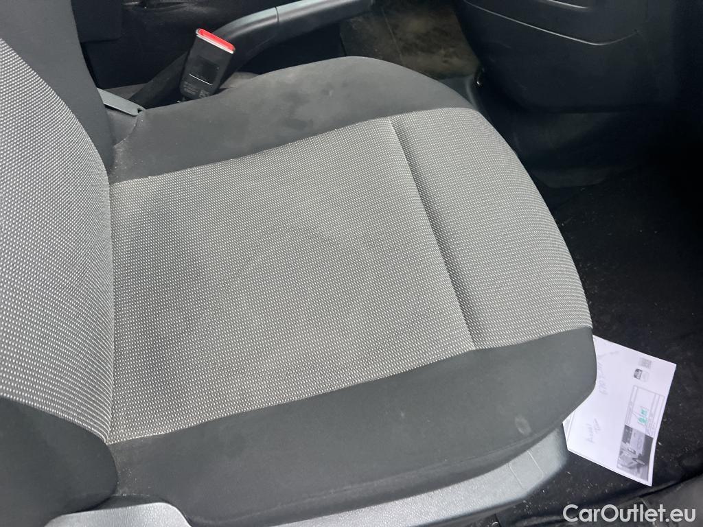  Opel  Combo  Life E 1.5 100CV MT5 6E #6