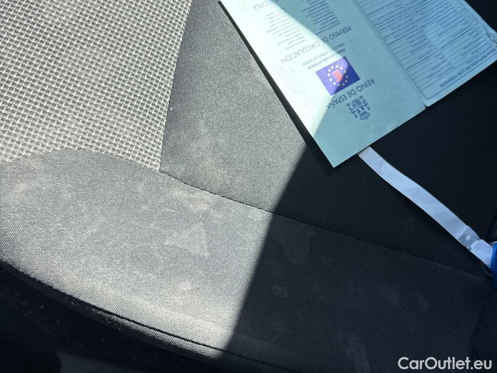  Dacia  Dokker DACIA  / 2013 / 4P / furgón derivado de turismo Van Essential 1.6 75kW (100CV) GLP #39