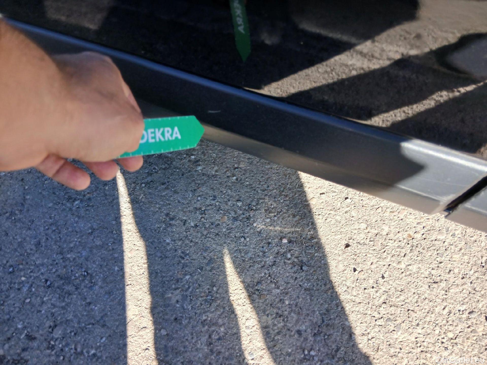  Opel  Vivaro OPEL  / 2019 / 4P / combi 1.5 Diésel 88kW (120CV) L Std Express #34