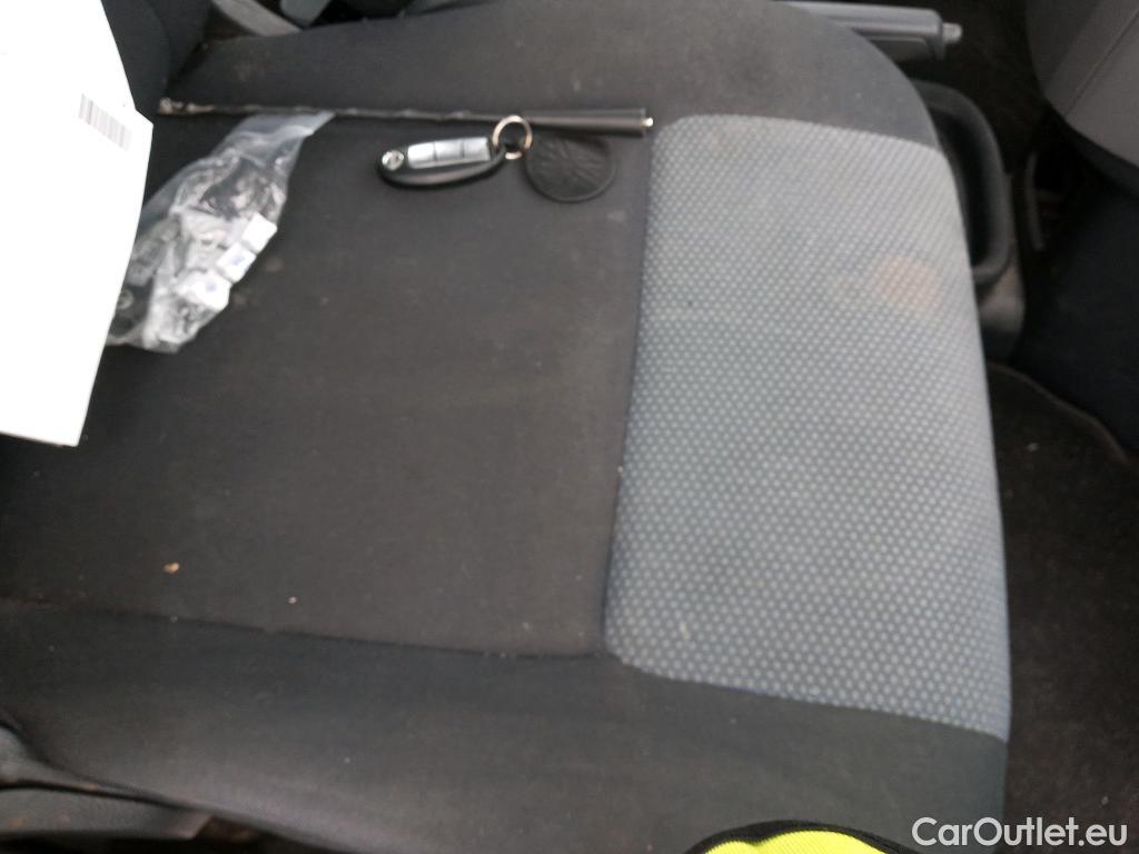  Nissan  NV200 NISSAN e- / 2009 / 5P / combi Combi 5 40 kWh PROFESIONAL #11