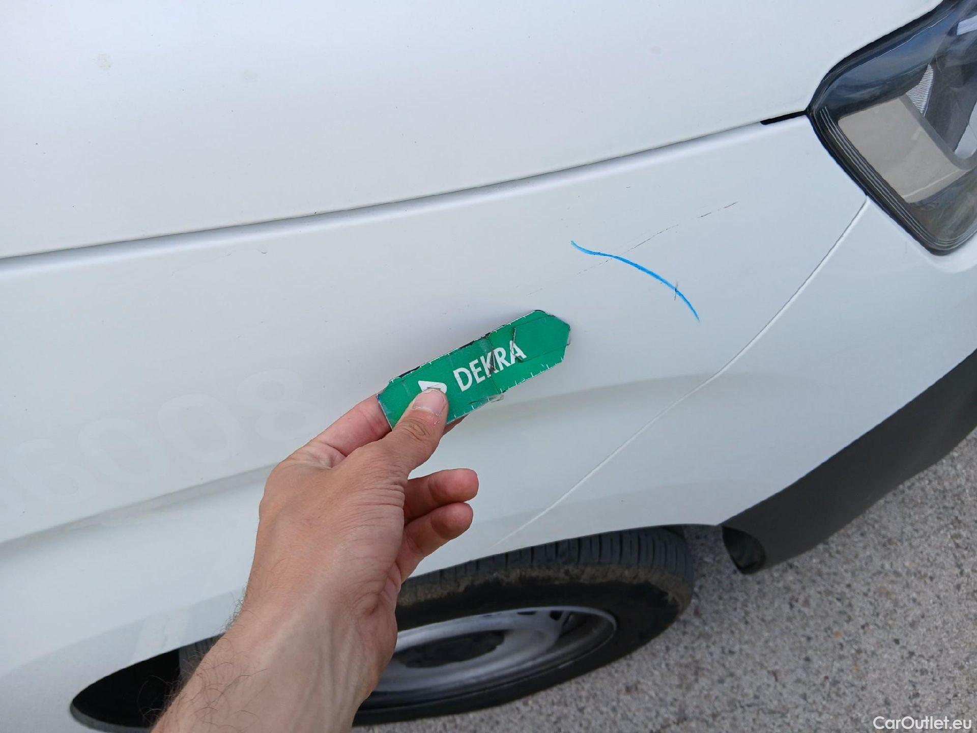  Citroen  Berlingo CITROEN  / 2018 / 4P / furgón derivado de turismo Talla M BlueHDi 100 CLUB #31