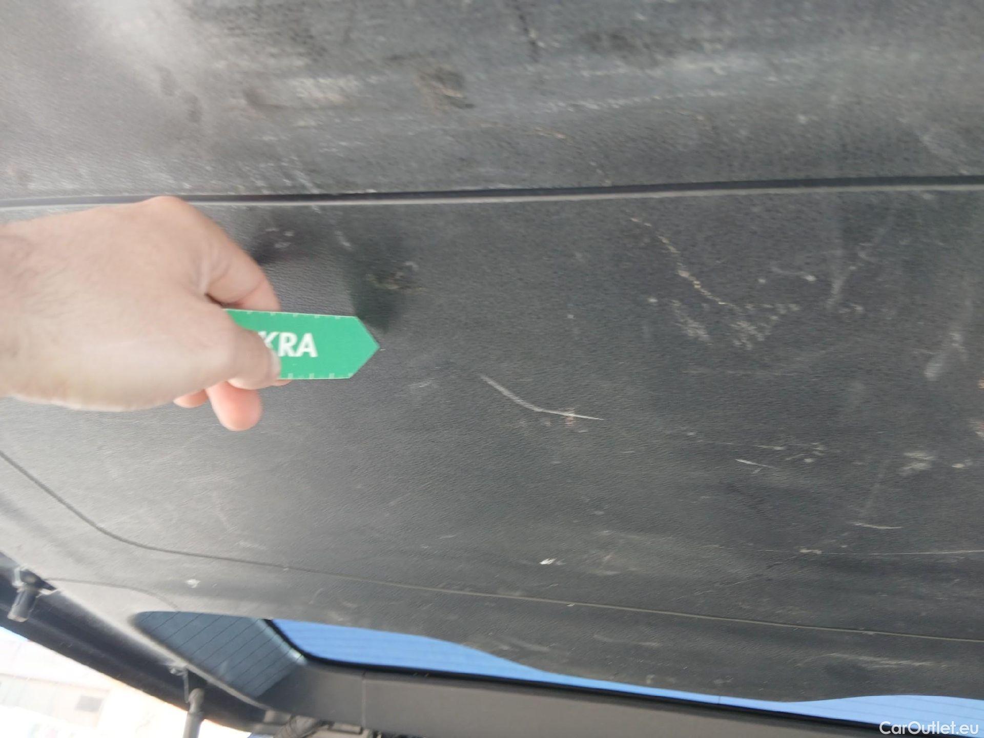  Opel  Vivaro OPEL  / 2019 / 4P / combi 1.5 Diésel 88kW (120CV) L Std Express #45