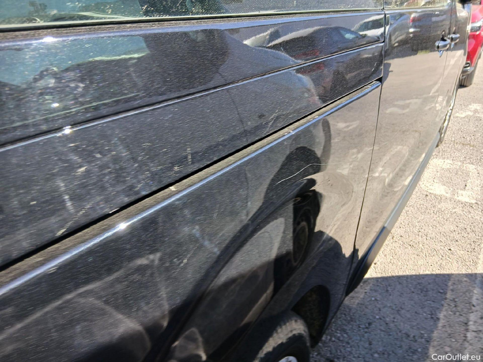  Opel  Vivaro OPEL  / 2019 / 4P / combi 1.5 Diésel 88kW (120CV) L Std Express #25