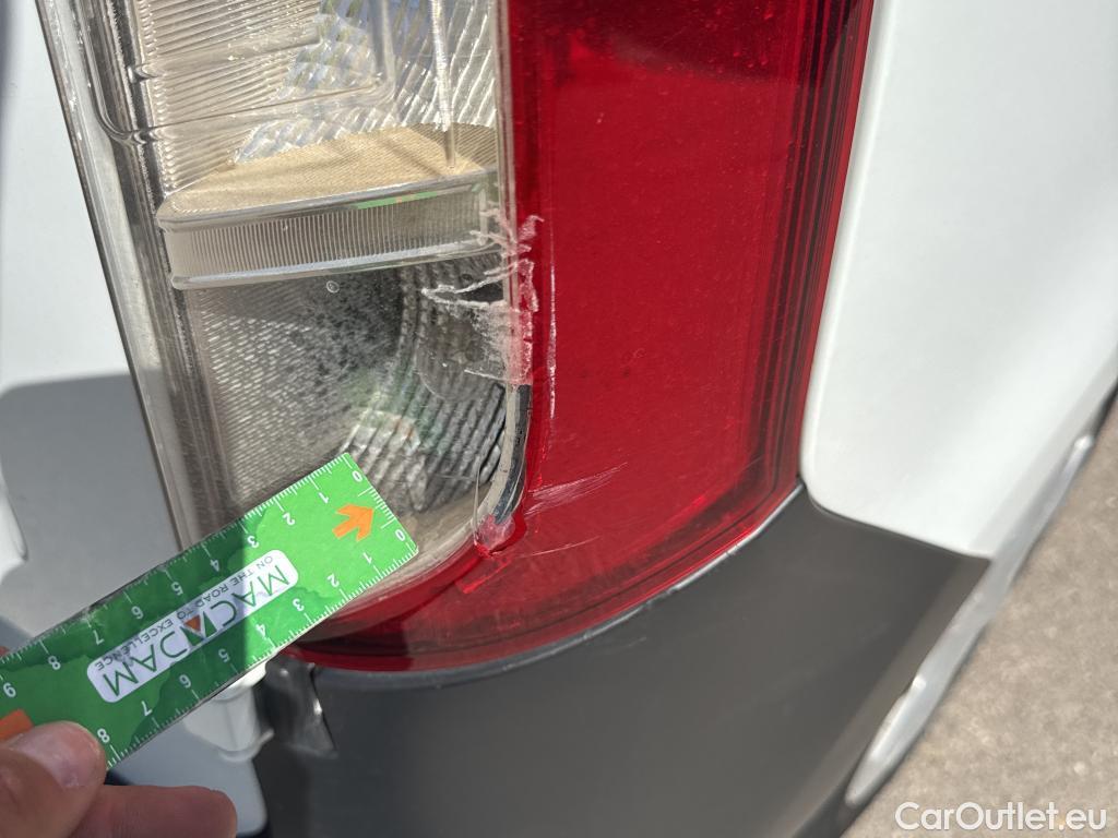  Dacia  Dokker DACIA  / 2013 / 4P / furgón derivado de turismo Van Essential 1.6 75kW (100CV) GLP #25