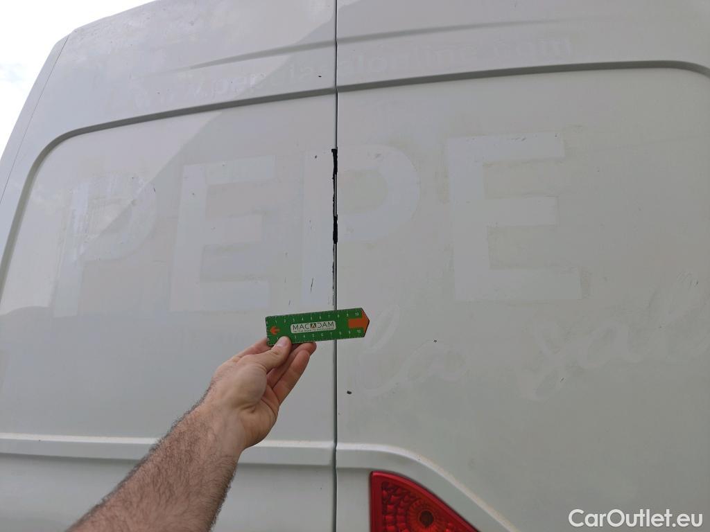  Nissan  NV400 NISSAN  / 2011 / 4P / furgón L2H2 3,5T 2.3dCi 99kW FWD Comfort #ISOTERMO# #44