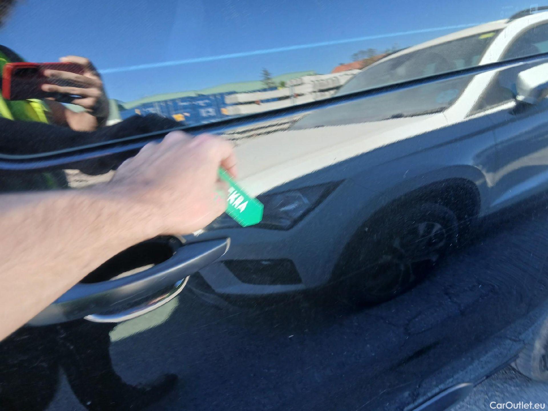  Opel  Vivaro OPEL  / 2019 / 4P / combi 1.5 Diésel 88kW (120CV) L Std Express #14