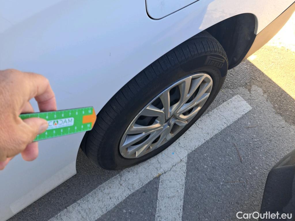  Citroen  Berlingo  Combi Live Pack XL 1.5 BlueHDi 100CV MT6 E6d #35