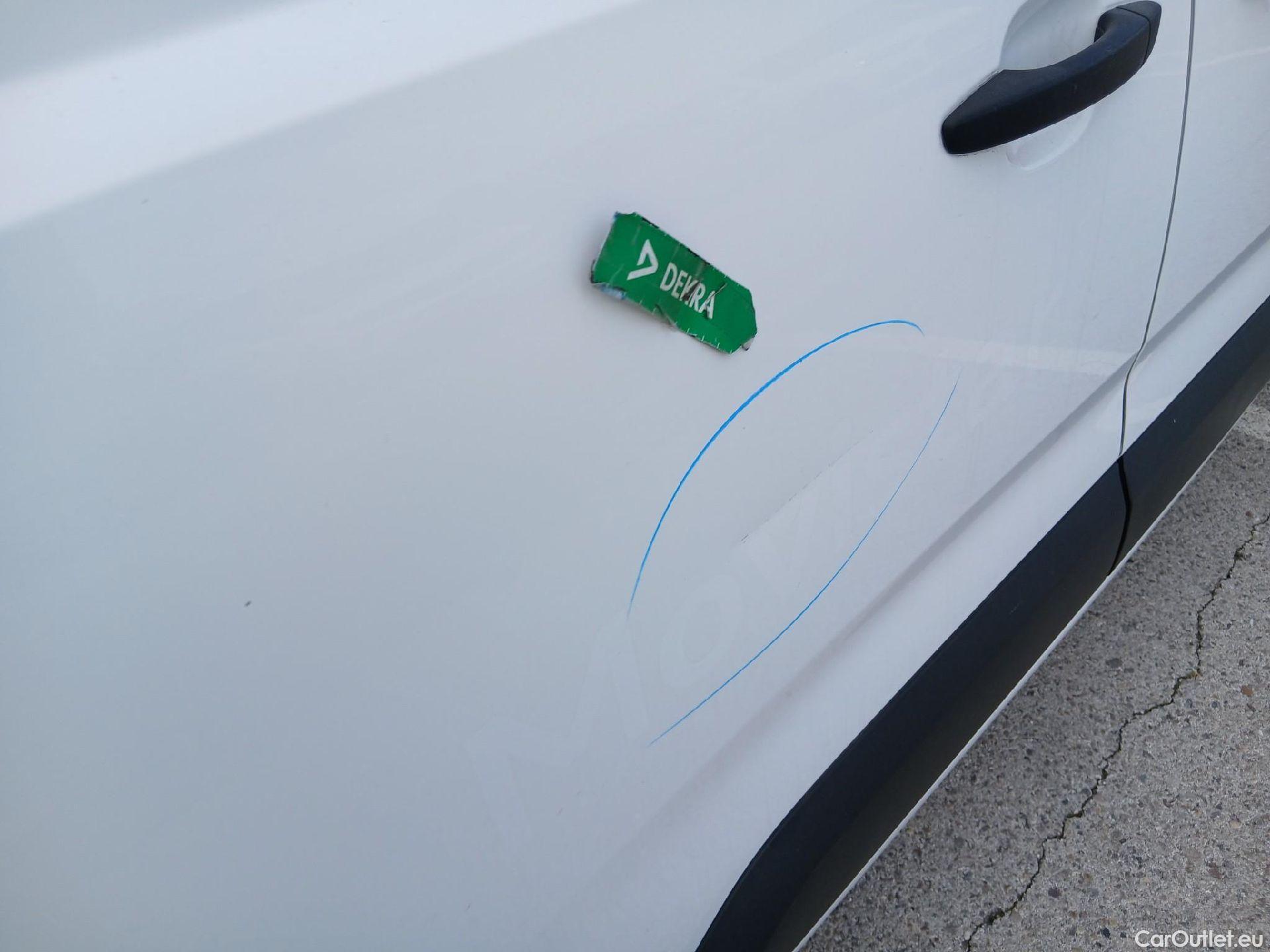  Citroen  Berlingo CITROEN  / 2018 / 4P / furgón derivado de turismo Talla M BlueHDi 100 CLUB #27