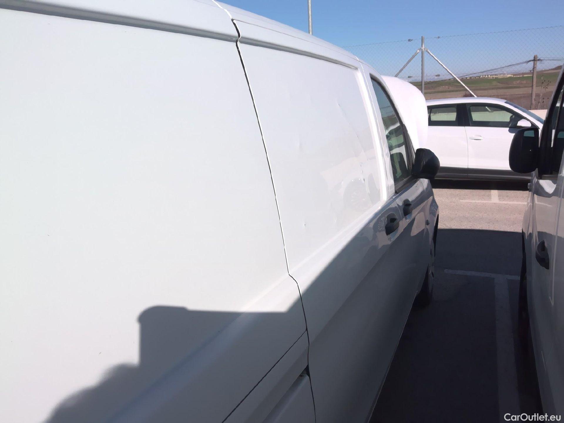  Mercedes  Vito  Furgón 109/110/111/114 CDI FWD Larga (447.603) 1.7 135CV MT6 E6dT #33