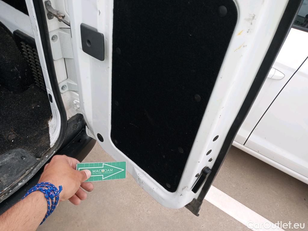  Nissan  NV200 NISSAN e- / 2009 / 5P / combi Combi 5 40 kWh PROFESIONAL #7