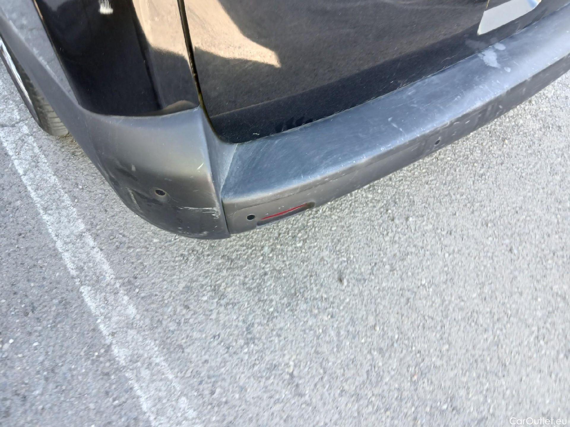  Opel  Vivaro OPEL  / 2019 / 4P / combi 1.5 Diésel 88kW (120CV) L Std Express #21