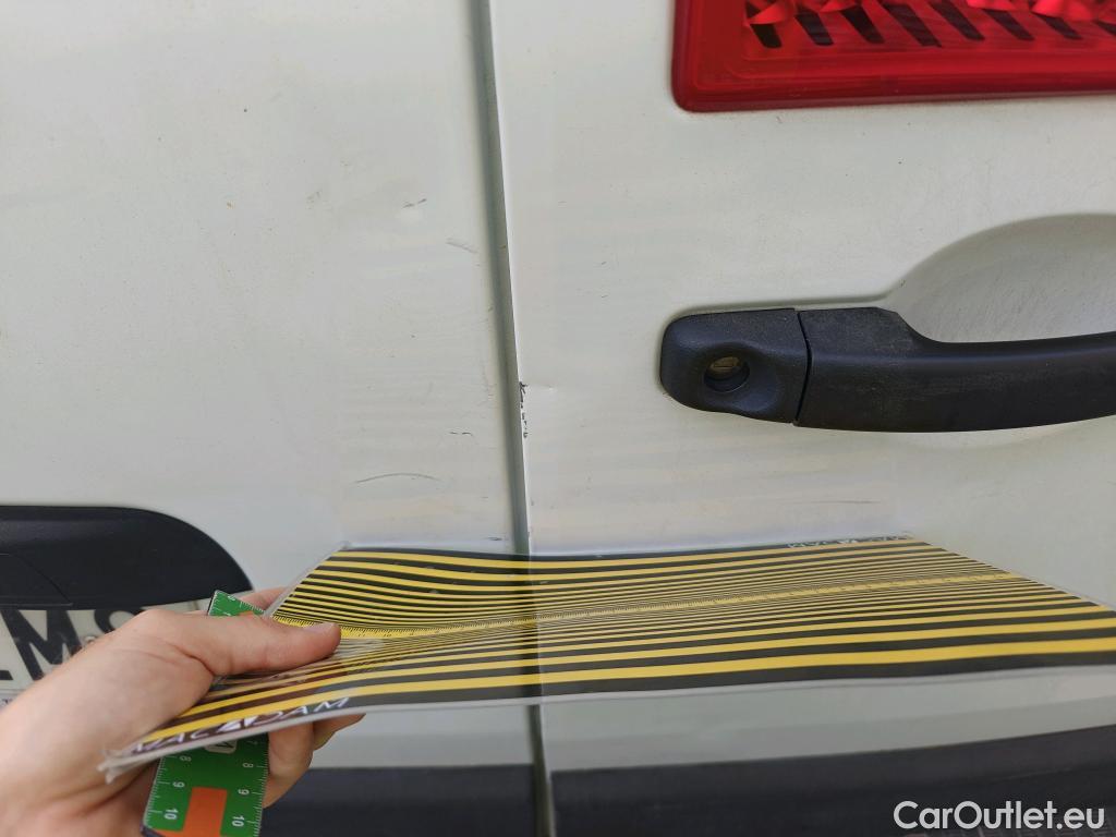  Nissan  NV400 NISSAN  / 2011 / 4P / furgón L2H2 3,5T 2.3dCi 99kW FWD Comfort #ISOTERMO# #16