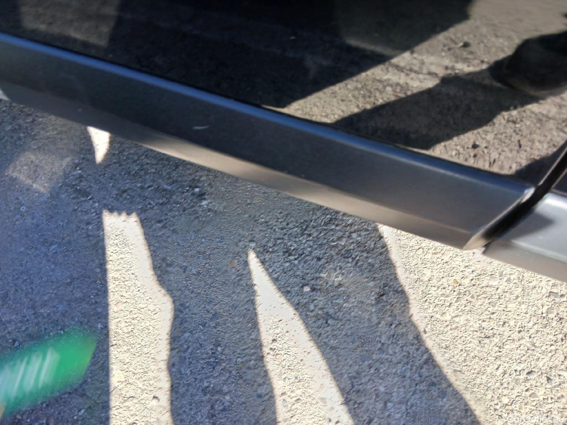  Opel  Vivaro OPEL  / 2019 / 4P / combi 1.5 Diésel 88kW (120CV) L Std Express #33