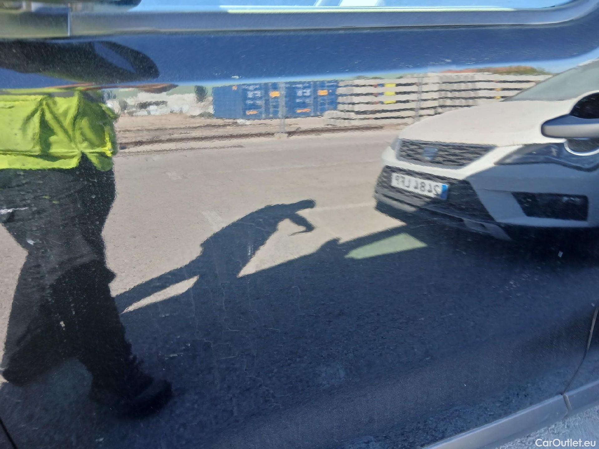  Opel  Vivaro OPEL  / 2019 / 4P / combi 1.5 Diésel 88kW (120CV) L Std Express #11