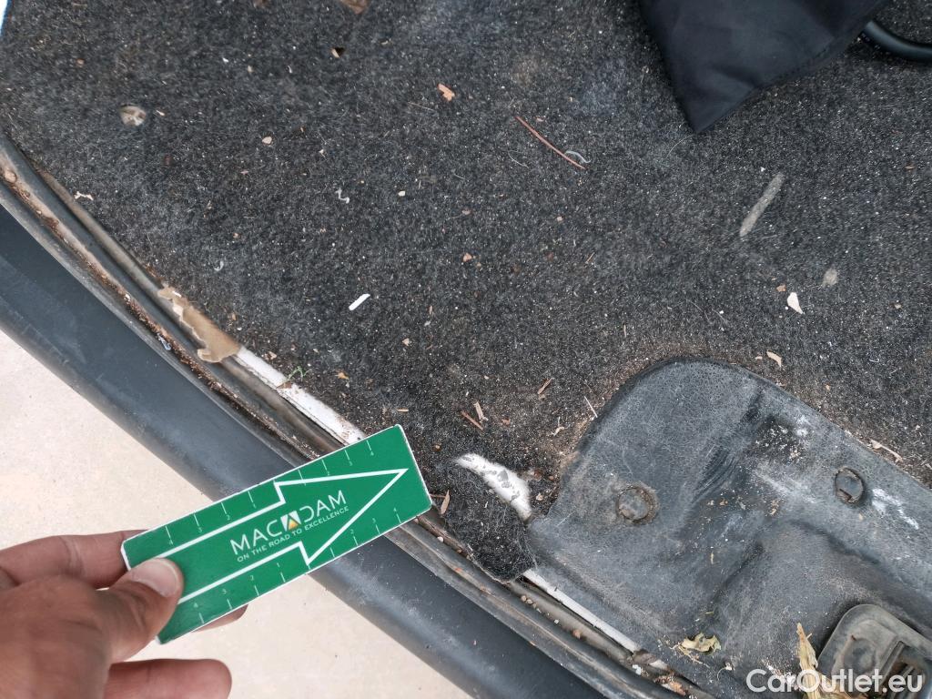  Nissan  NV200 NISSAN e- / 2009 / 5P / combi Combi 5 40 kWh PROFESIONAL #37