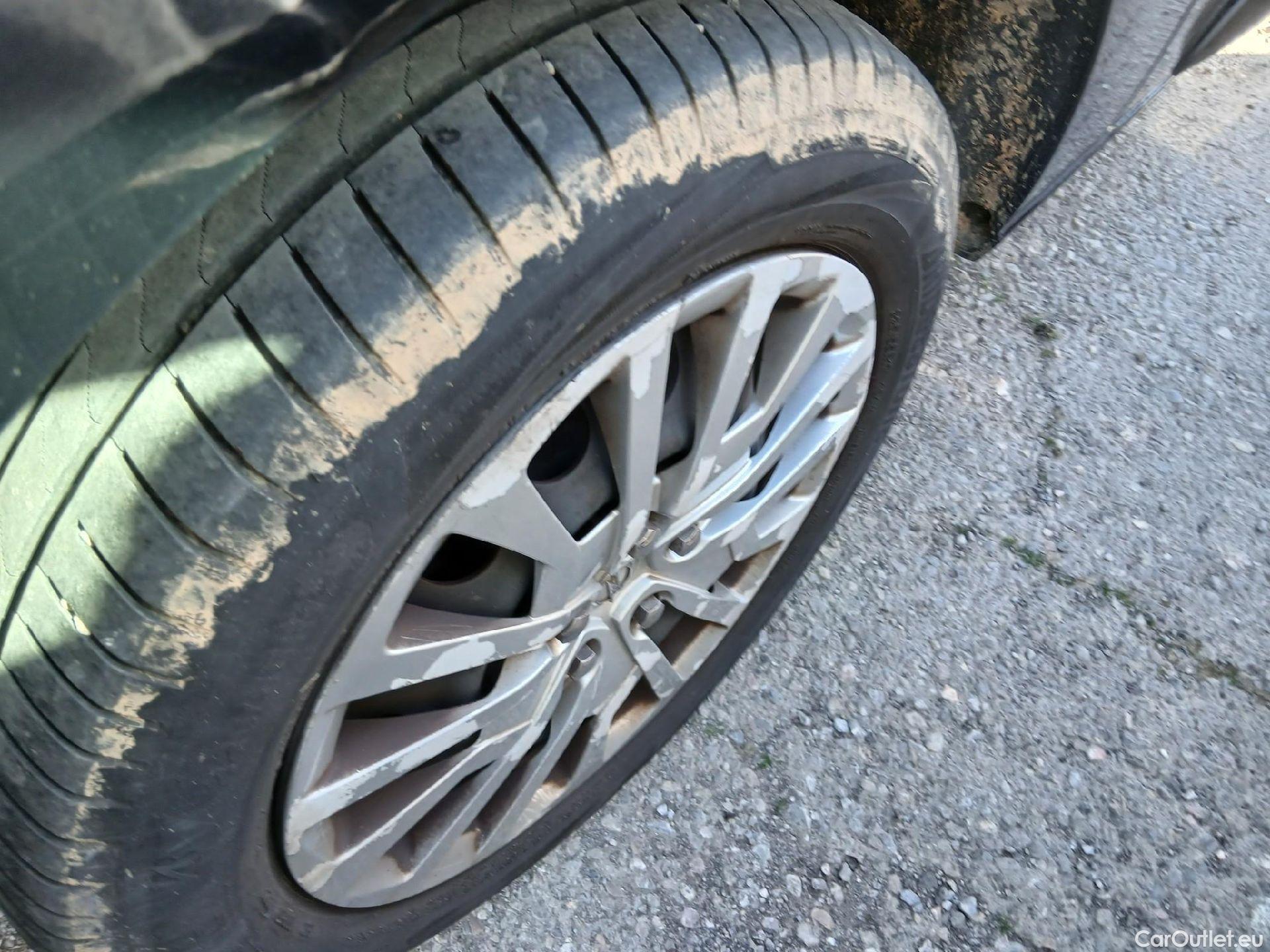  Opel  Vivaro OPEL  / 2019 / 4P / combi 1.5 Diésel 88kW (120CV) L Std Express #27