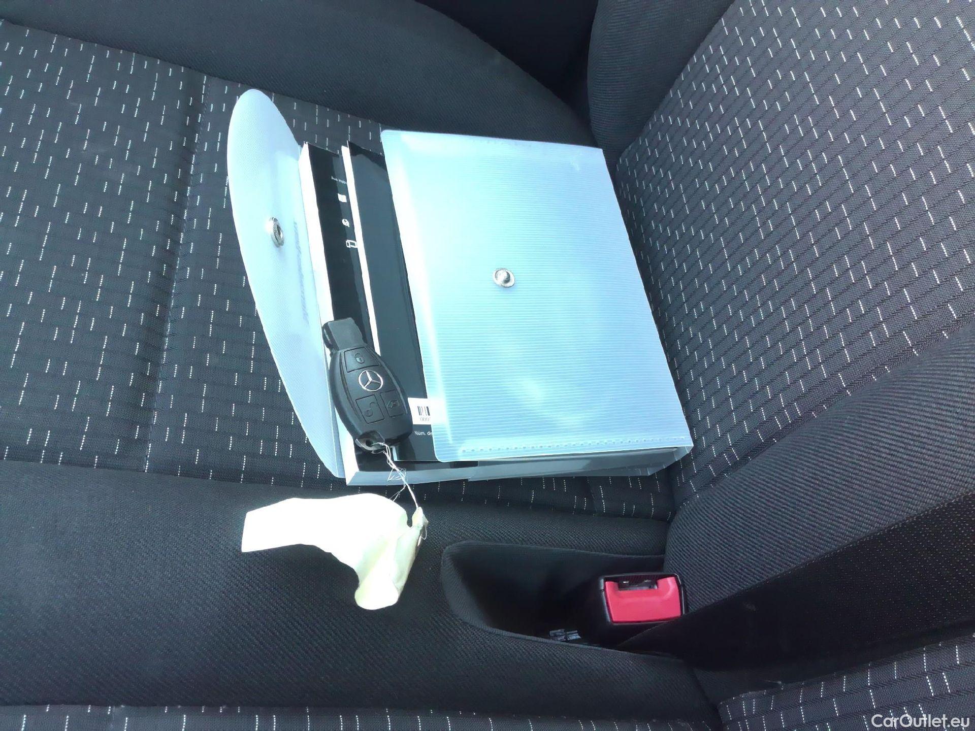  Mercedes  Vito  Furgón 109/110/111/114 CDI FWD Larga (447.603) 1.7 135CV MT6 E6dT #11