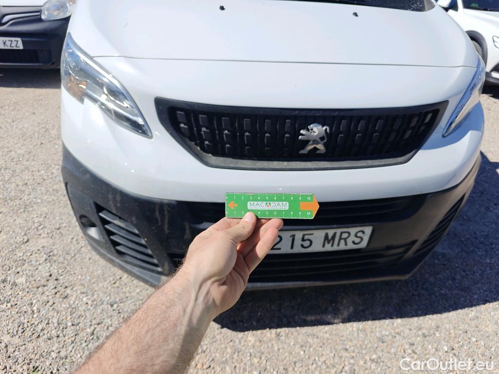  Peugeot  Expert PEUGEOT  / 2016 / 4P / furgón Furgón BlueHDi 100 S&S 6v Long #44