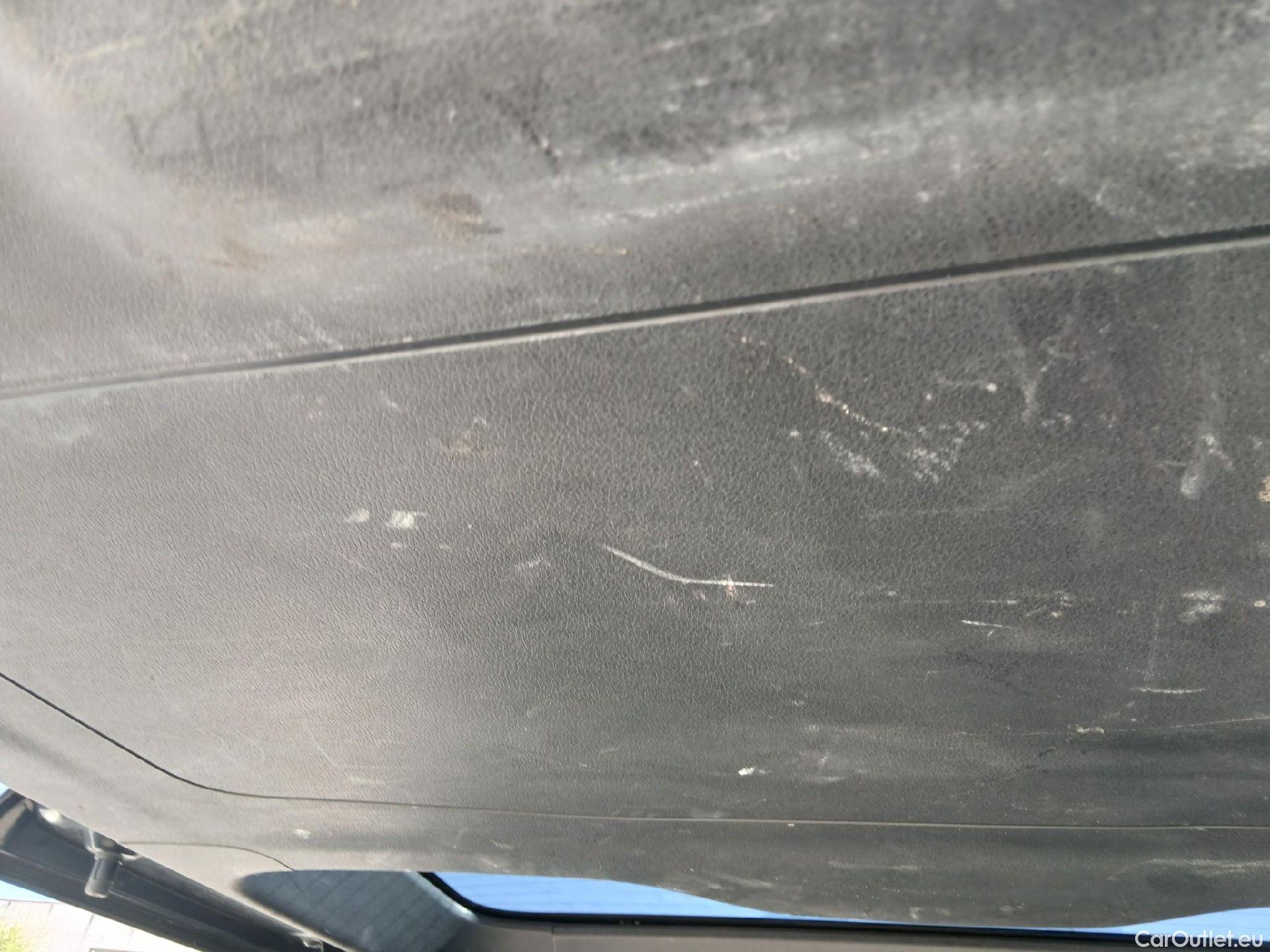  Opel  Vivaro OPEL  / 2019 / 4P / combi 1.5 Diésel 88kW (120CV) L Std Express #46