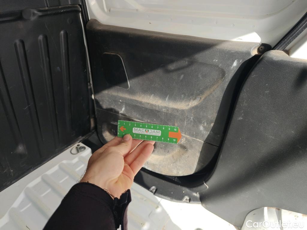  Opel  Combo OPEL  / 2018 / 3P / furgón derivado de turismo 1.5 TD 75kW (100CV) Express L H1 650kg (AC) #50