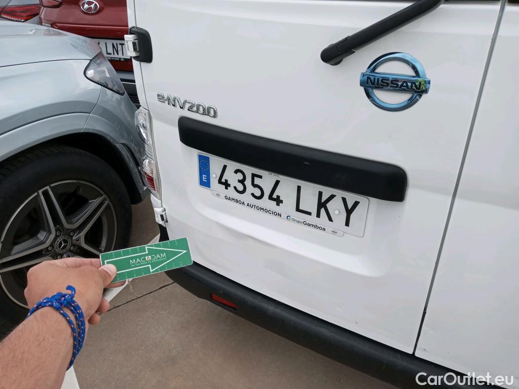  Nissan  NV200 NISSAN e- / 2009 / 5P / combi Combi 5 40 kWh PROFESIONAL #4