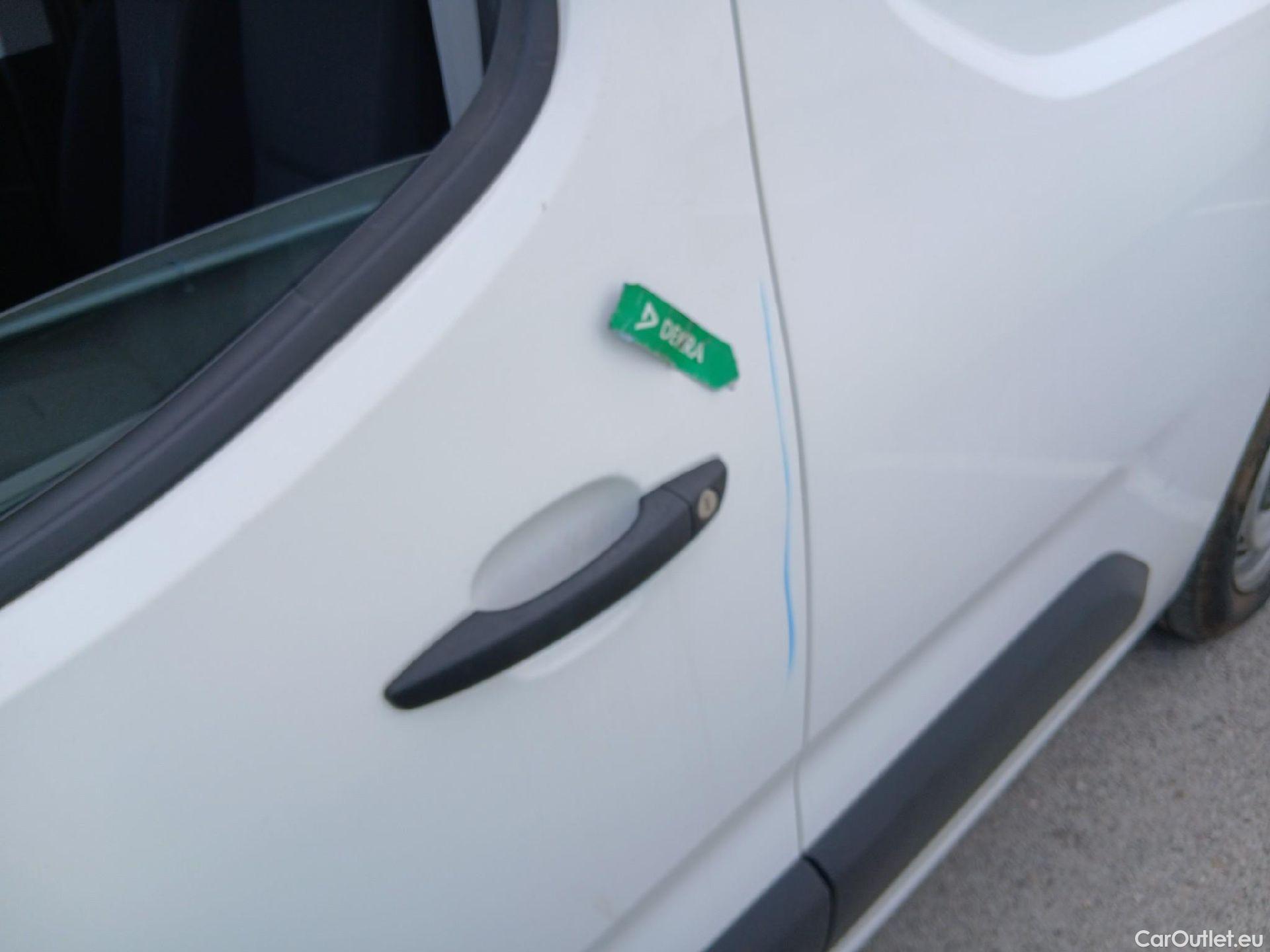  Citroen  Berlingo CITROEN  / 2018 / 4P / furgón derivado de turismo Talla M BlueHDi 100 CLUB #9