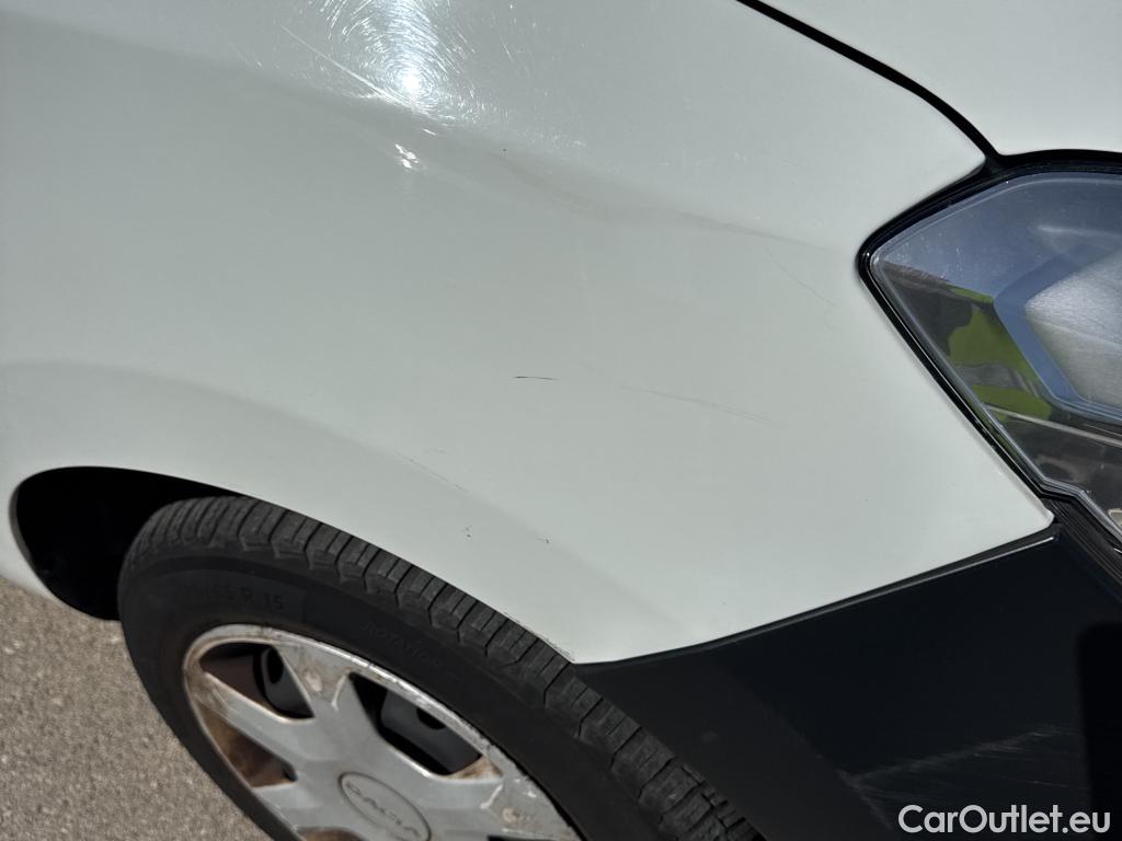  Dacia  Dokker DACIA  / 2013 / 4P / furgón derivado de turismo Van Essential 1.6 75kW (100CV) GLP #28