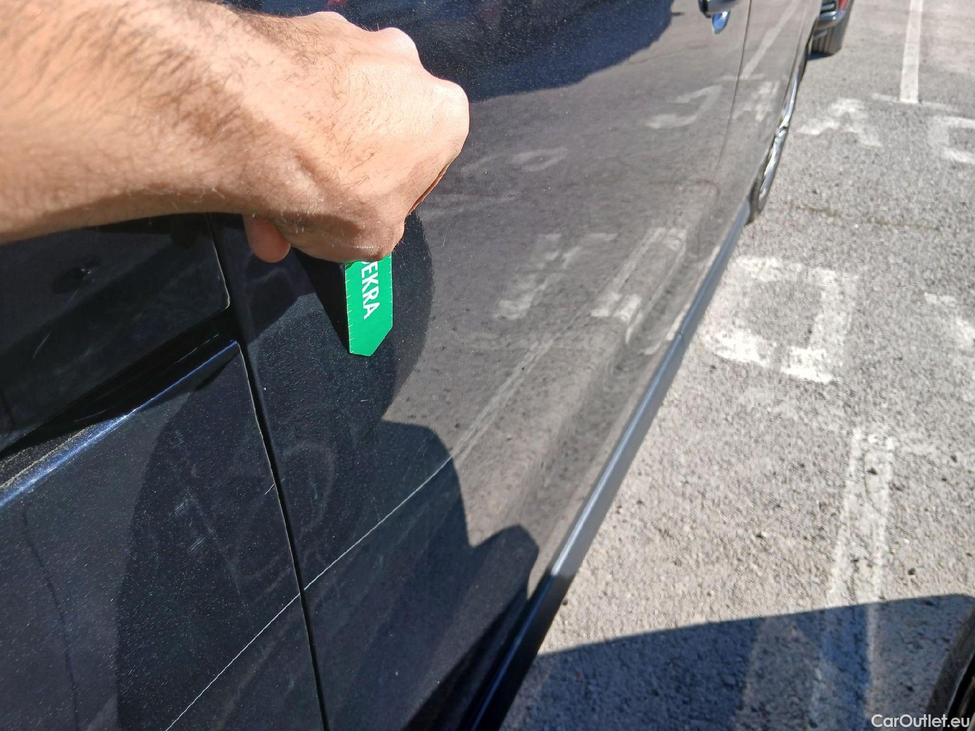  Opel  Vivaro OPEL  / 2019 / 4P / combi 1.5 Diésel 88kW (120CV) L Std Express #30