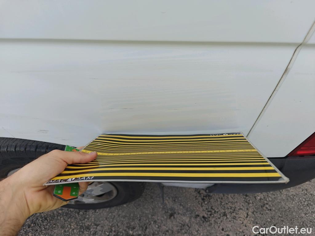  Nissan  NV400 NISSAN  / 2011 / 4P / furgón L2H2 3,5T 2.3dCi 99kW FWD Comfort #ISOTERMO# #11