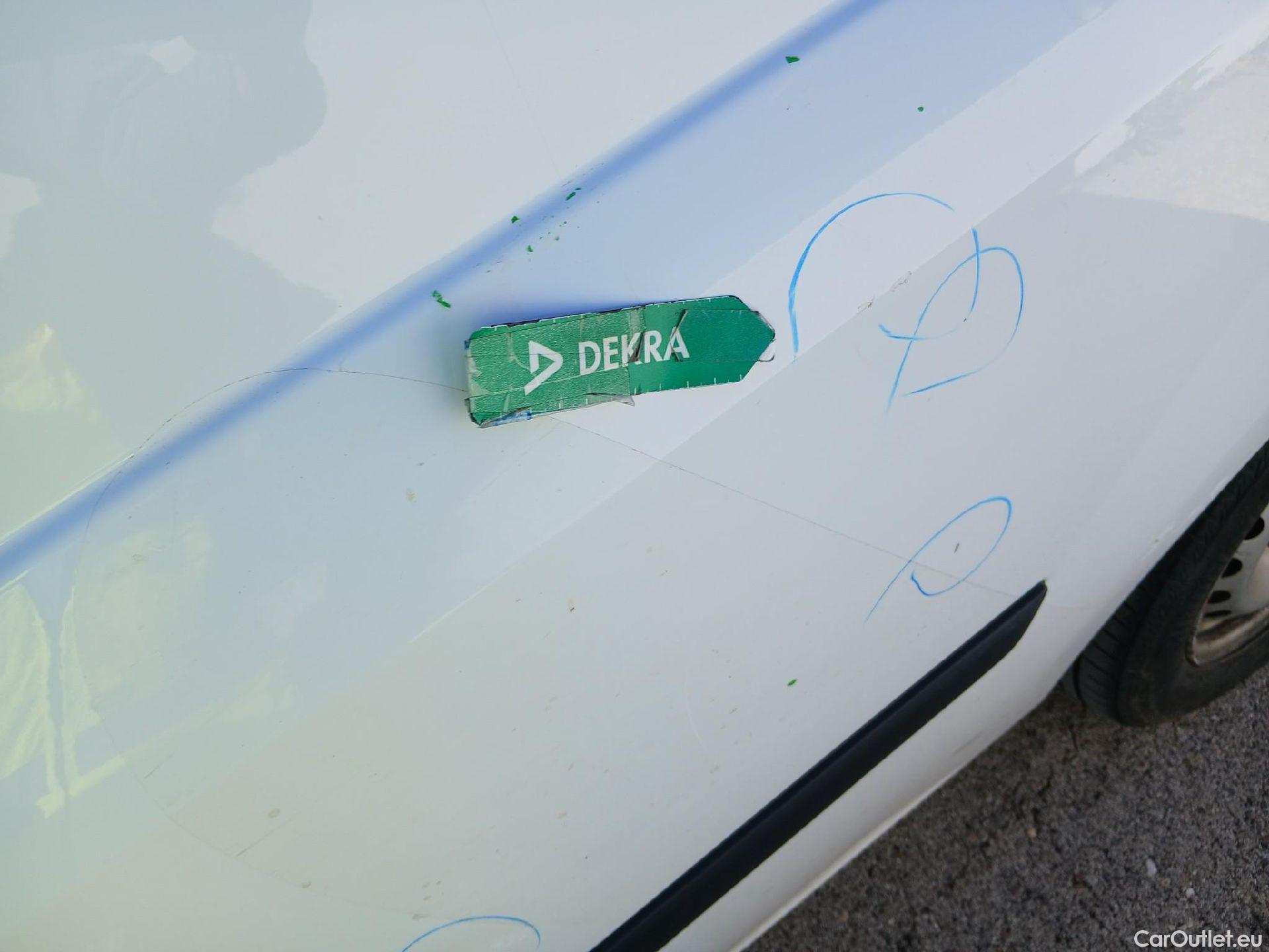  Renault  Kangoo RENAULT  Furgón/2013/3P/furgón derivado de turismo Profesional dCi 55 kW (75 CV) #18