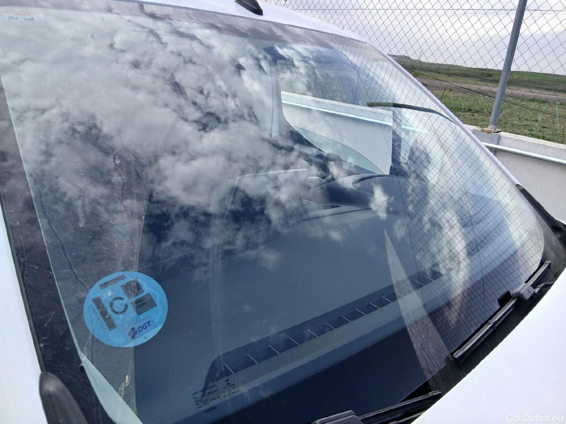  Citroen  Berlingo CITROEN  / 2018 / 4P / furgón derivado de turismo Talla M BlueHDi 100 CLUB #1