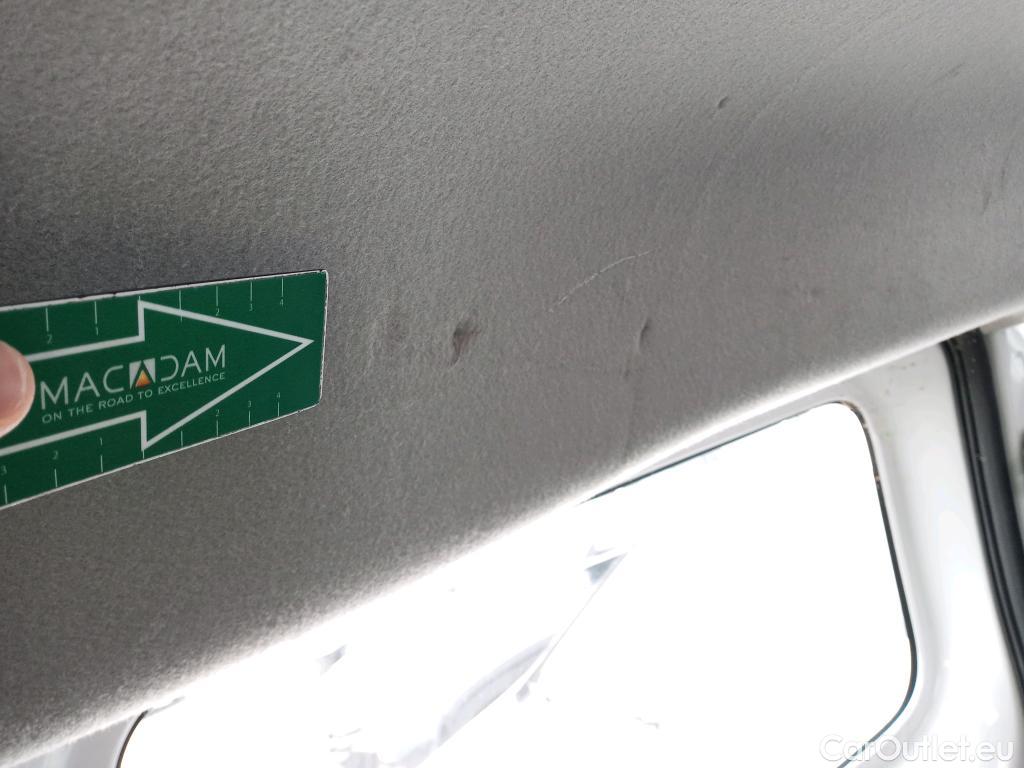  Nissan  NV200 NISSAN e- / 2009 / 5P / combi Combi 5 40 kWh PROFESIONAL #9