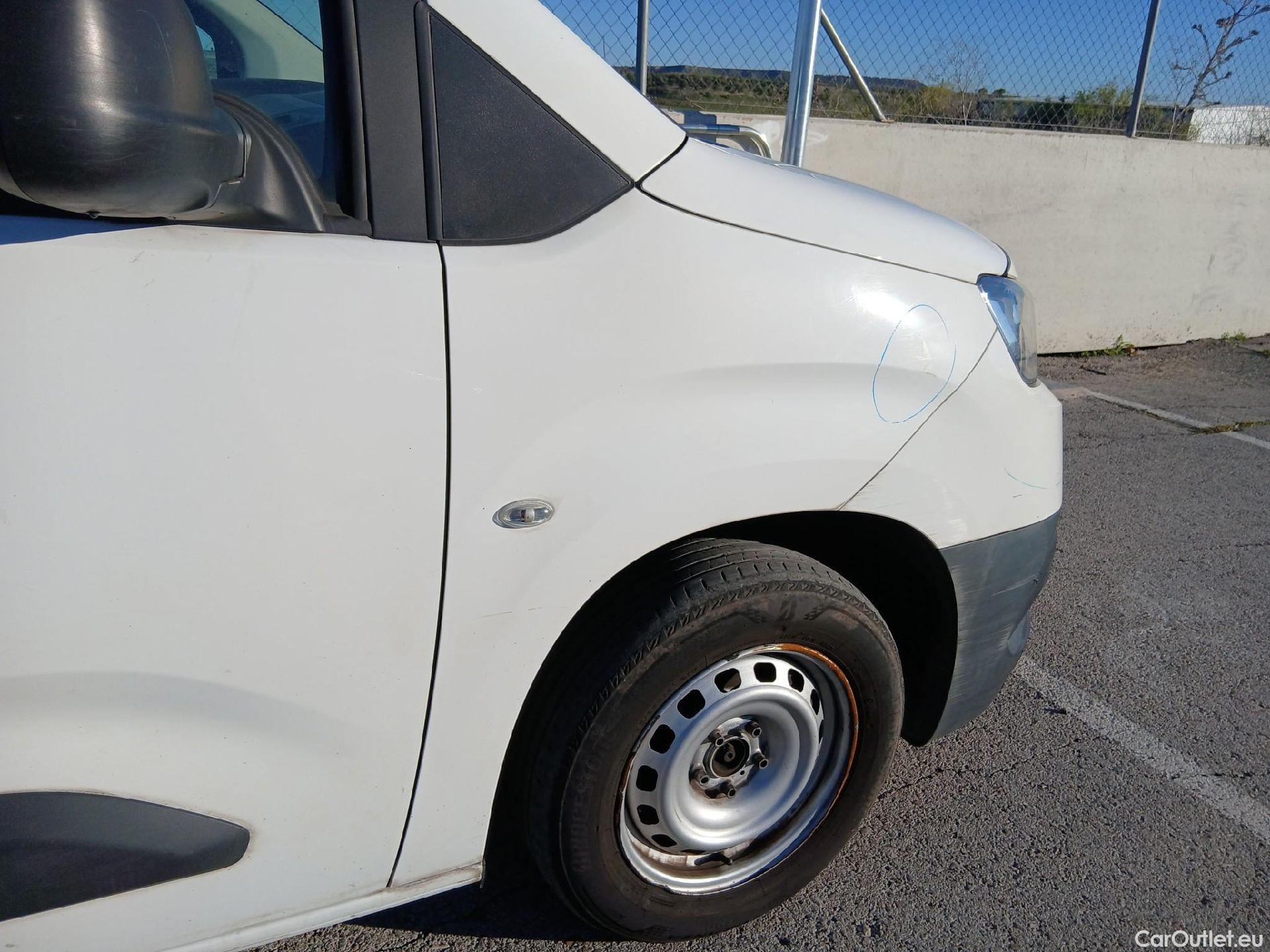  Toyota  Proace TOYOTA  City/2020/4P/furgón derivado de turismo 1.5D 56kW (75CV) GX 650kg Media #52