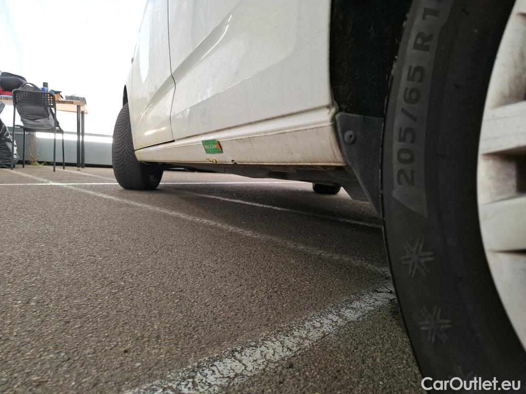  Volkswagen  Caddy VOLKSWAGEN  Cargo / 2020 / 4P / Fourgonnette 2.0 TDI 75ch Business #29