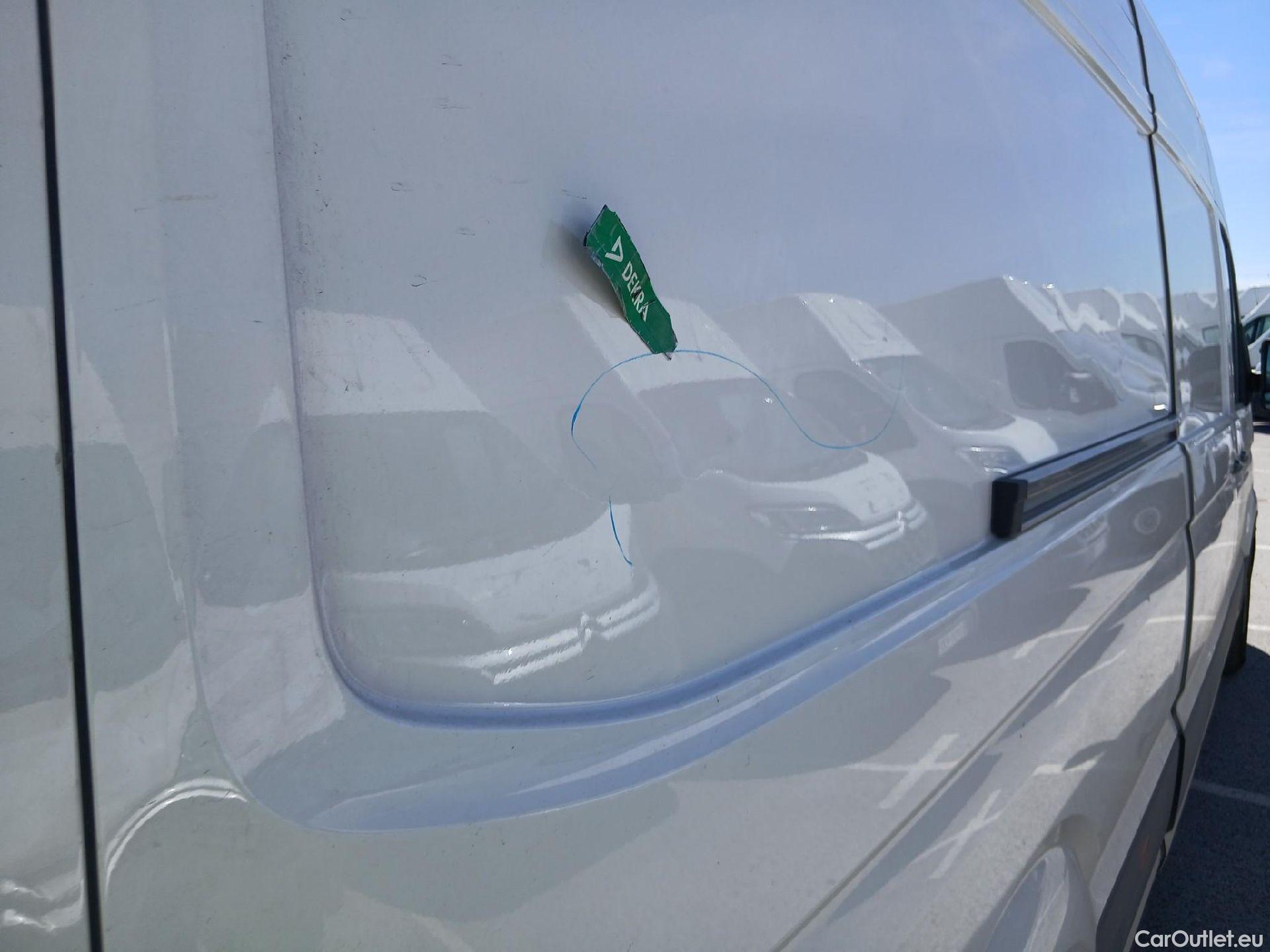  Volkswagen  Crafter  Furgón Furgón 35 BL TA FWD 2.0 TDI 140CV MT6 E6 #55